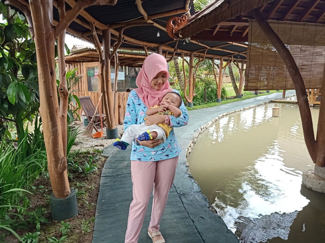 Leni lizet profile icon