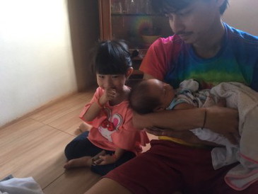 ลูกดูดนิ้ว 2 ขวบกว่าแล้วแก้อย่างไรครับ