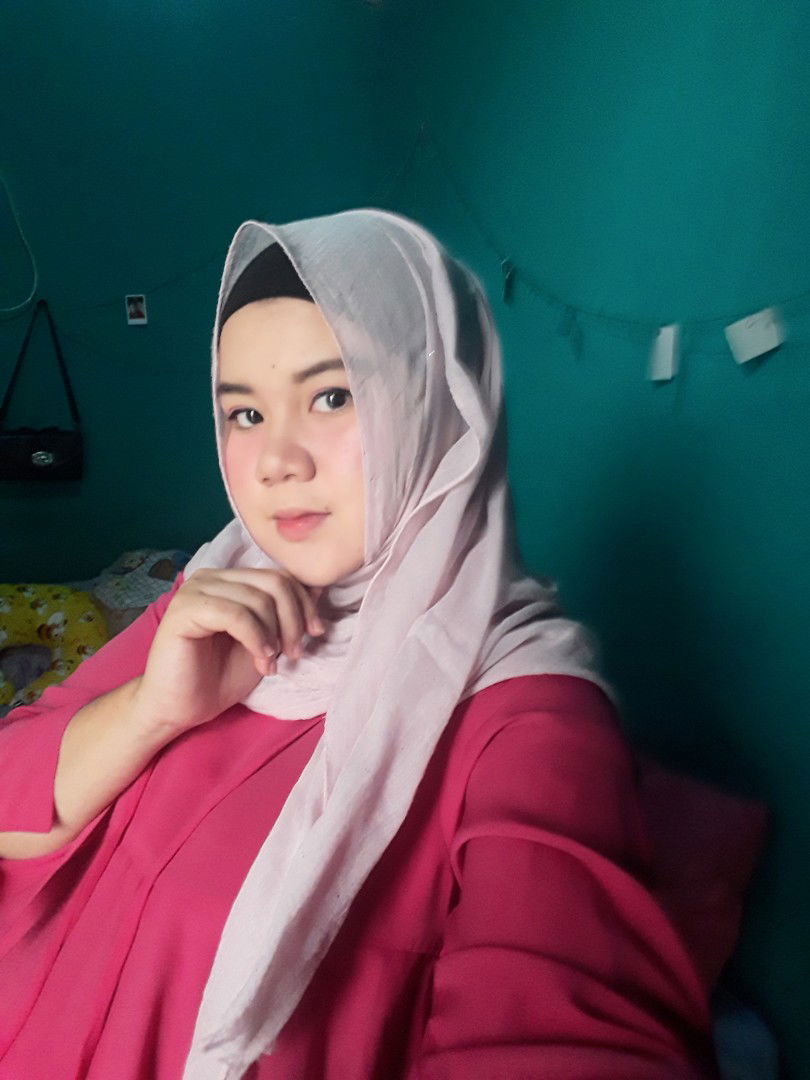 Lutfiatunnisa profile icon