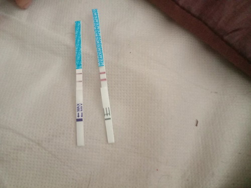 สวัสดีค่ะนุมีเรื่องมาสอบถามค้ะ