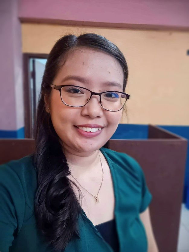 Rona May Buclatin Luna profile icon