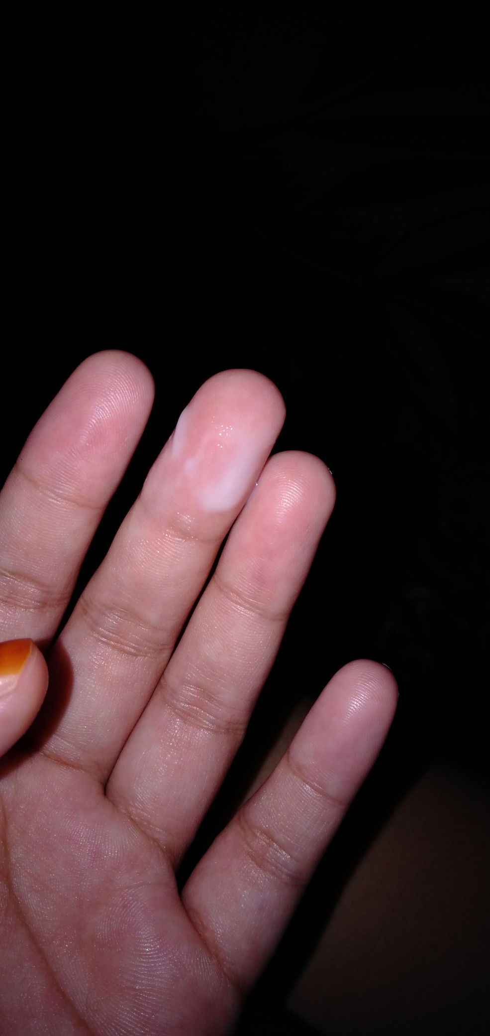 lendir putih kaya susu dan tidak berbau