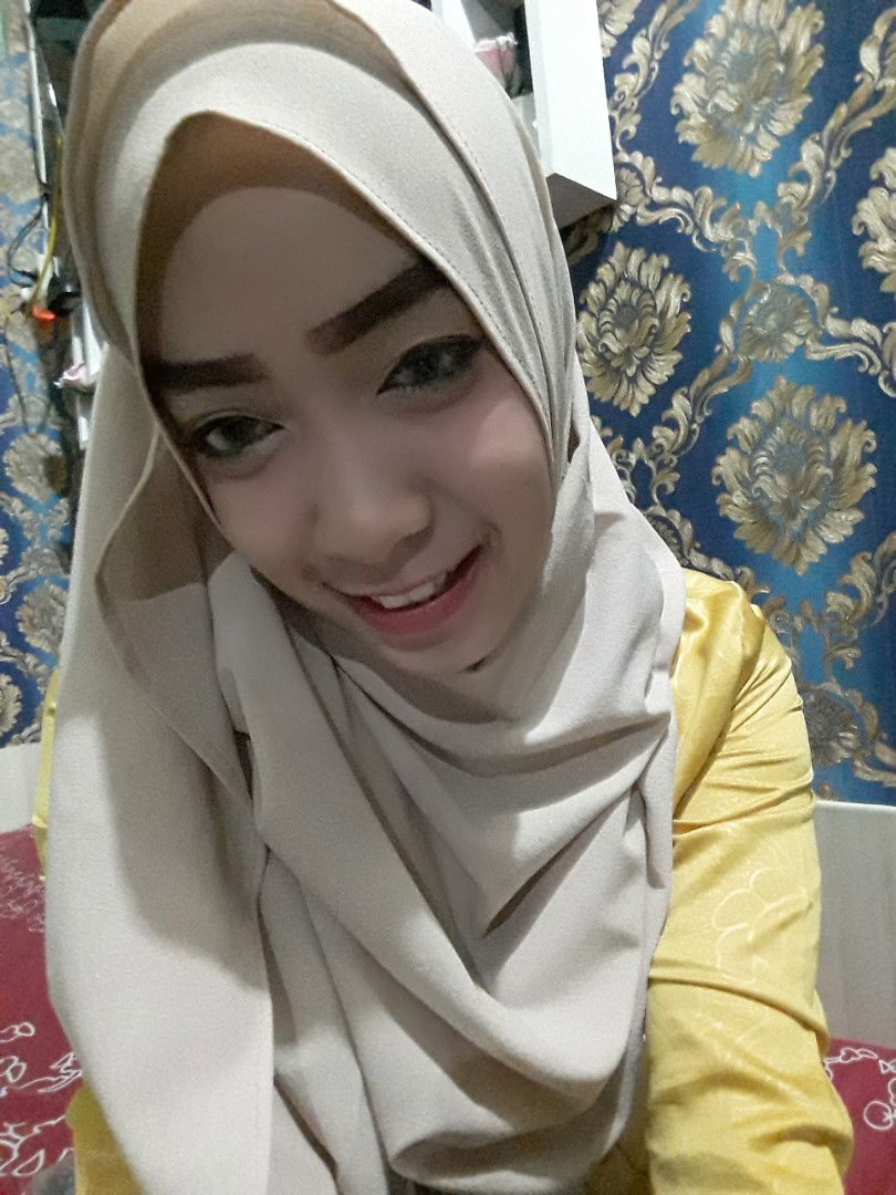 Izza Ni'ami Herlambang profile icon