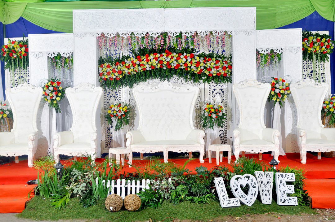 Dewi Risdianti profile icon