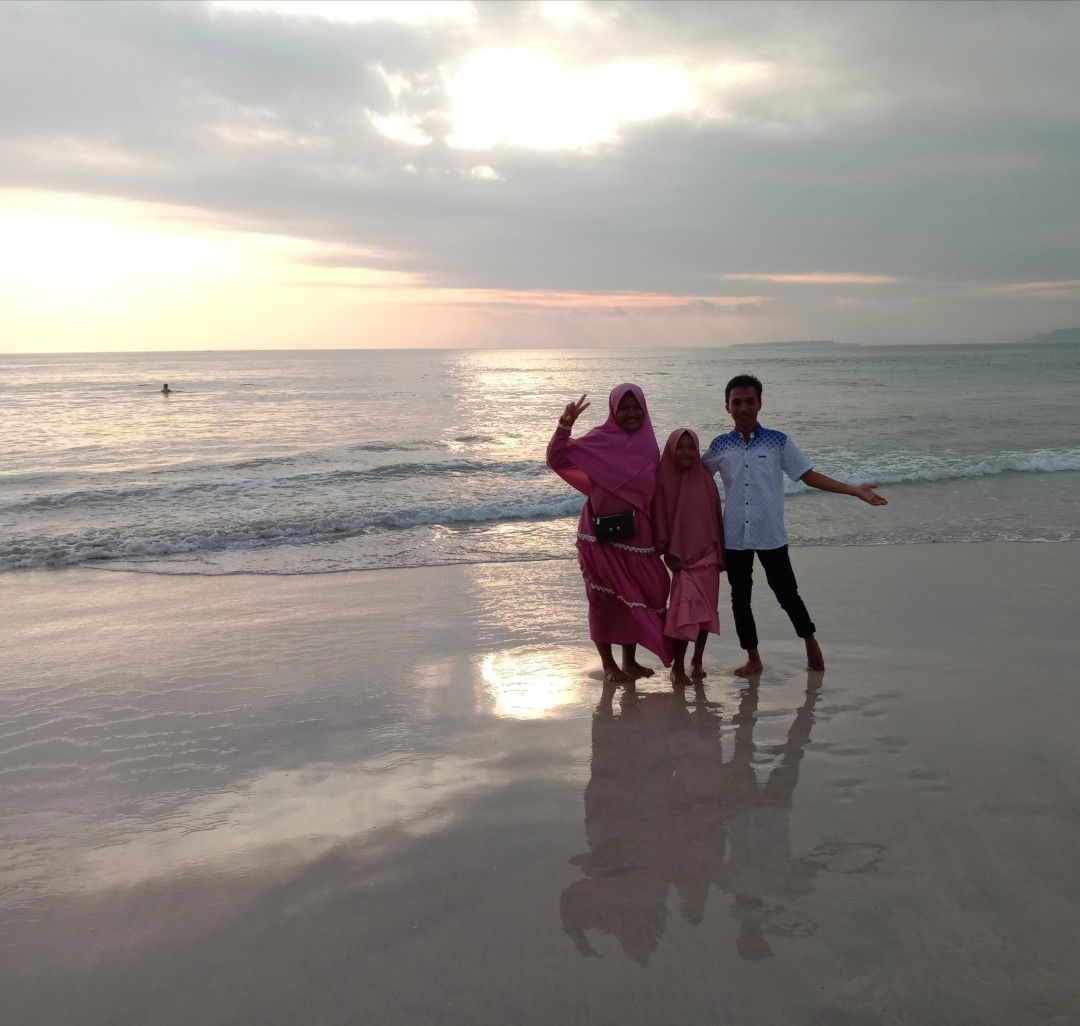 eka aprilia profile icon