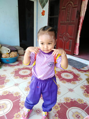 ลูกไม่ยอมไปโรงเรียน