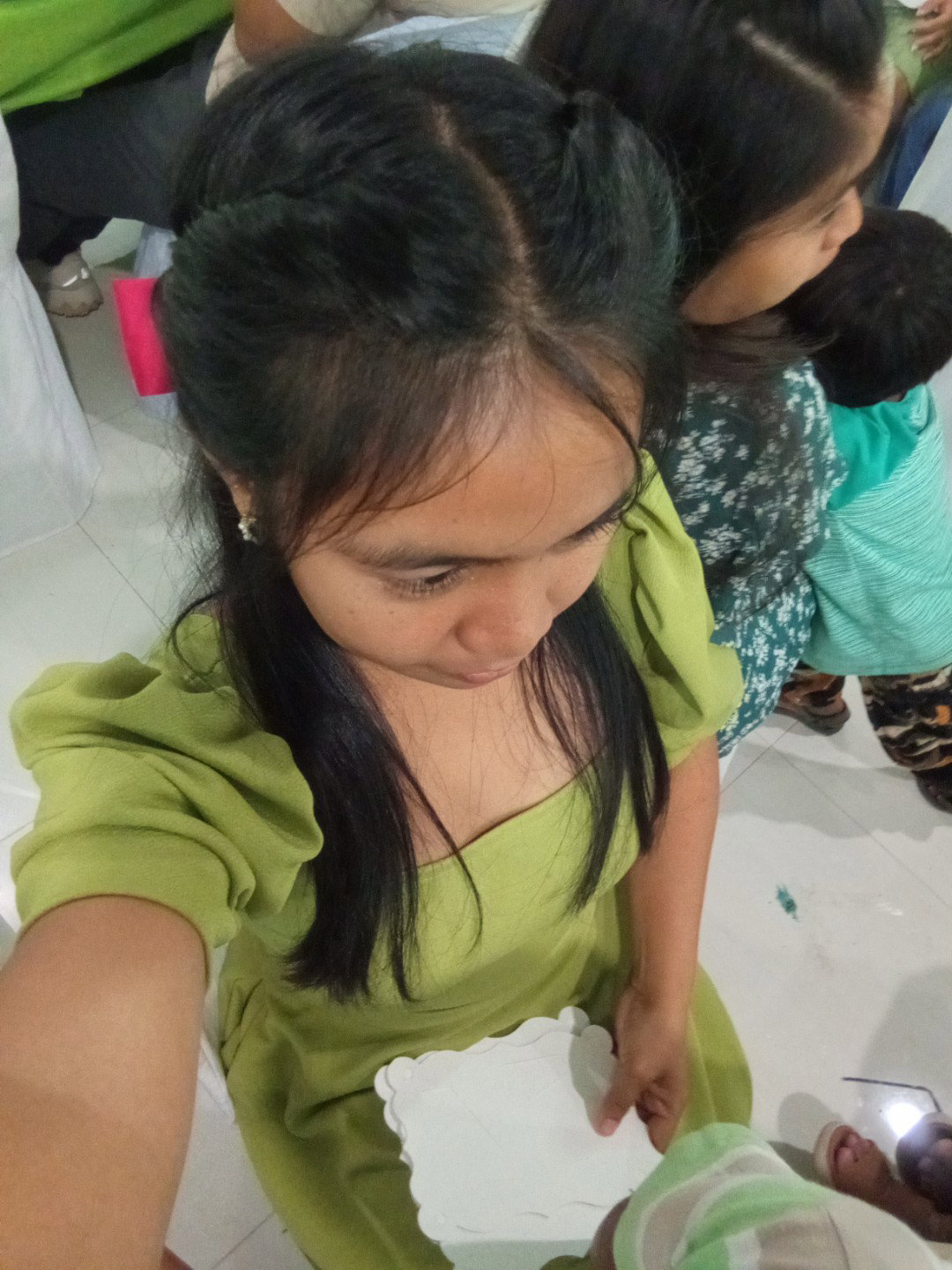 Marinel Flores profile icon