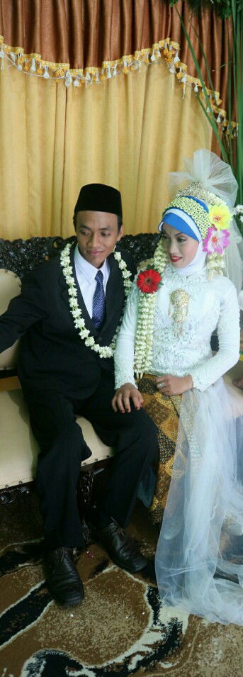 dyah kartika dewi profile icon