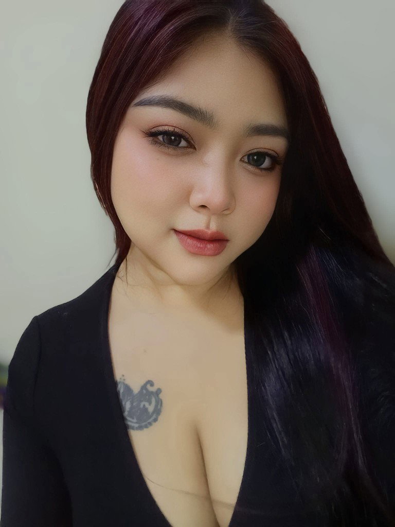 ธีรนาฎ ขันติวงศ์ profile icon