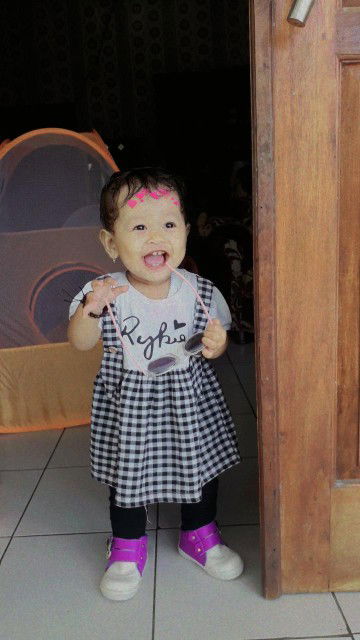 indri julia profile icon