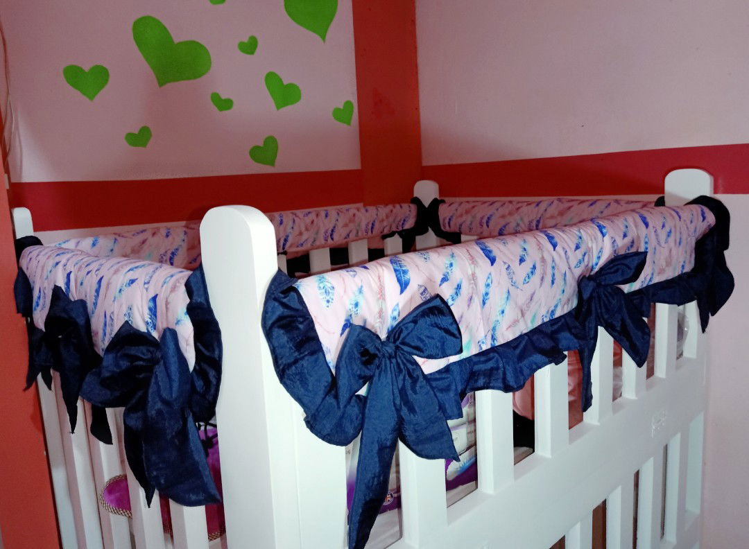 wooden crib (crib rail cover)