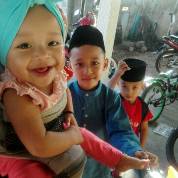 suzwani azizan profile icon