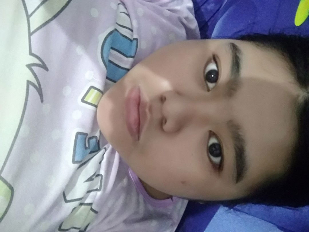 hamil byk bintik jerawat kecil2 1 yg besar g meltus2