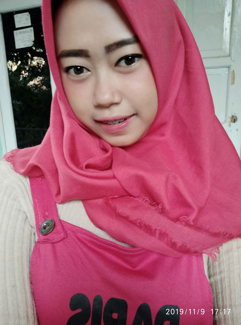 eka nur.f profile icon