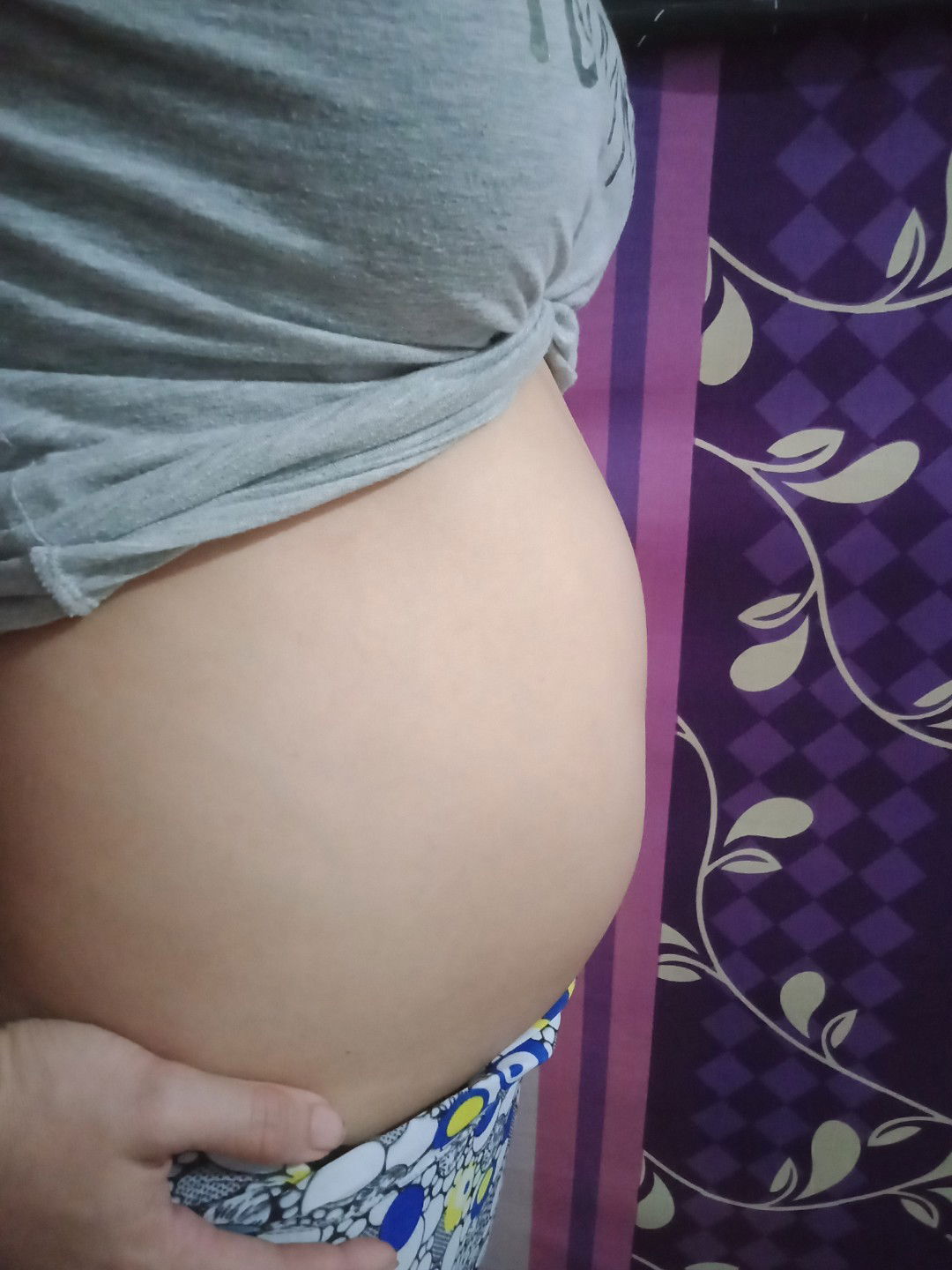 Hi! mga momshies:) I'm 5 months pregnant normal lang po bang  sumakit ang balakang at buong katawan while pregnant?