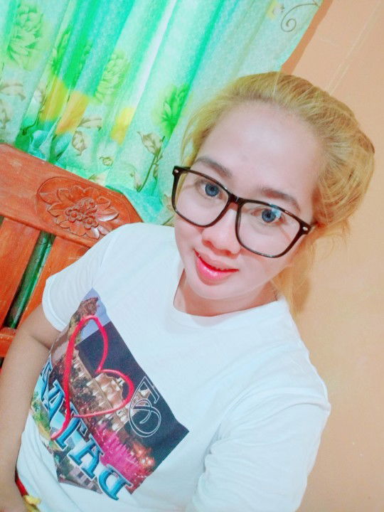 Mhou Mhai Castillano profile icon