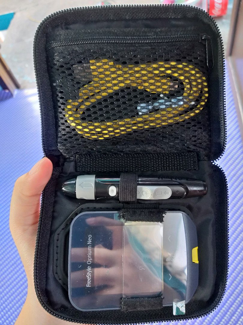 GLUCOMETER FOR SALE!