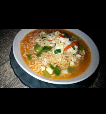 ngidam mie instant