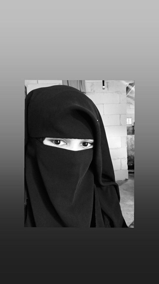 Dina Sania profile icon