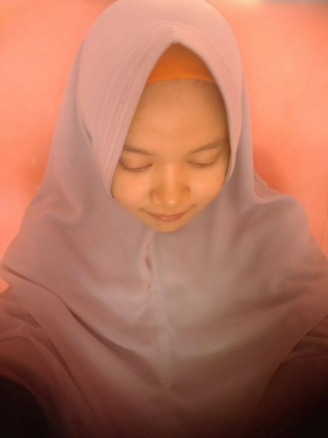 Tias Aprianti profile icon