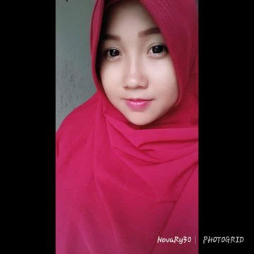 nova riska yani profile icon