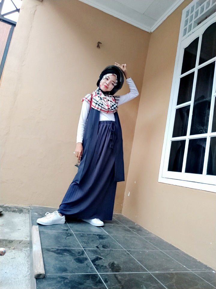 Rina Erviana profile icon