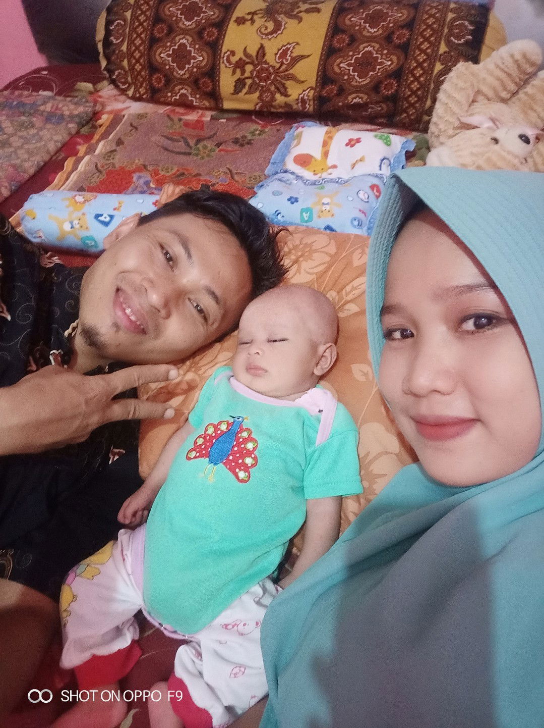 ukhty May profile icon