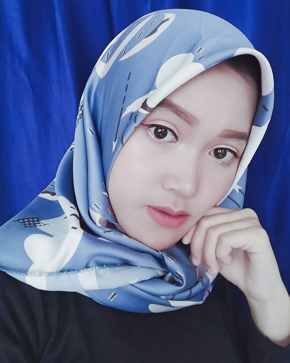 Dhea Fitriyani profile icon