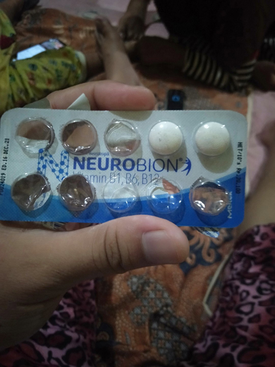 bumil mnum neurobion bileh ga?