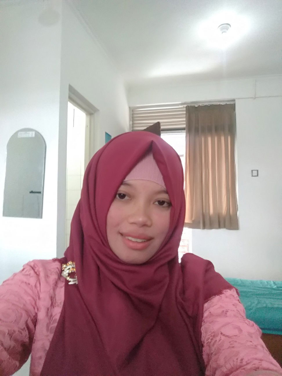 yuli ekawati profile icon