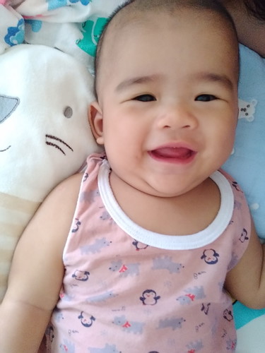 อาหารมื้อเเรกของลูก ควรกินกี่มื้อ?