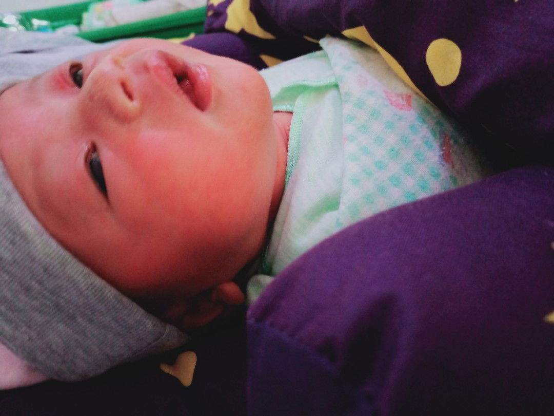 Mom Ayu profile icon