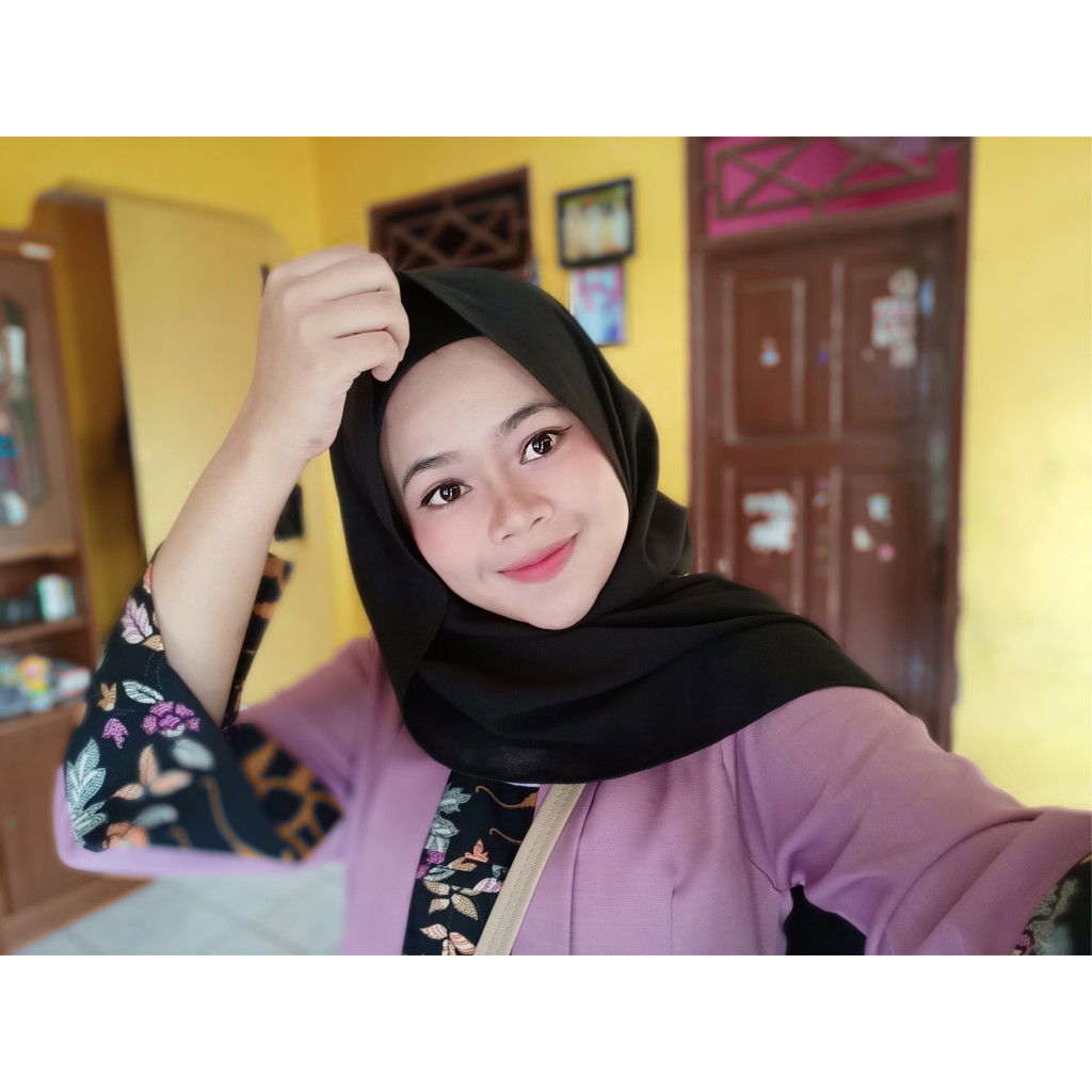 Fauziah Ashari profile icon