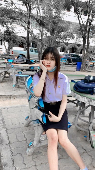 พลอย หาญชัย profile icon