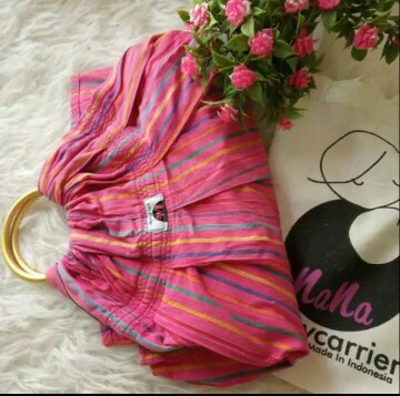preloved ring sling by nana baby carrier