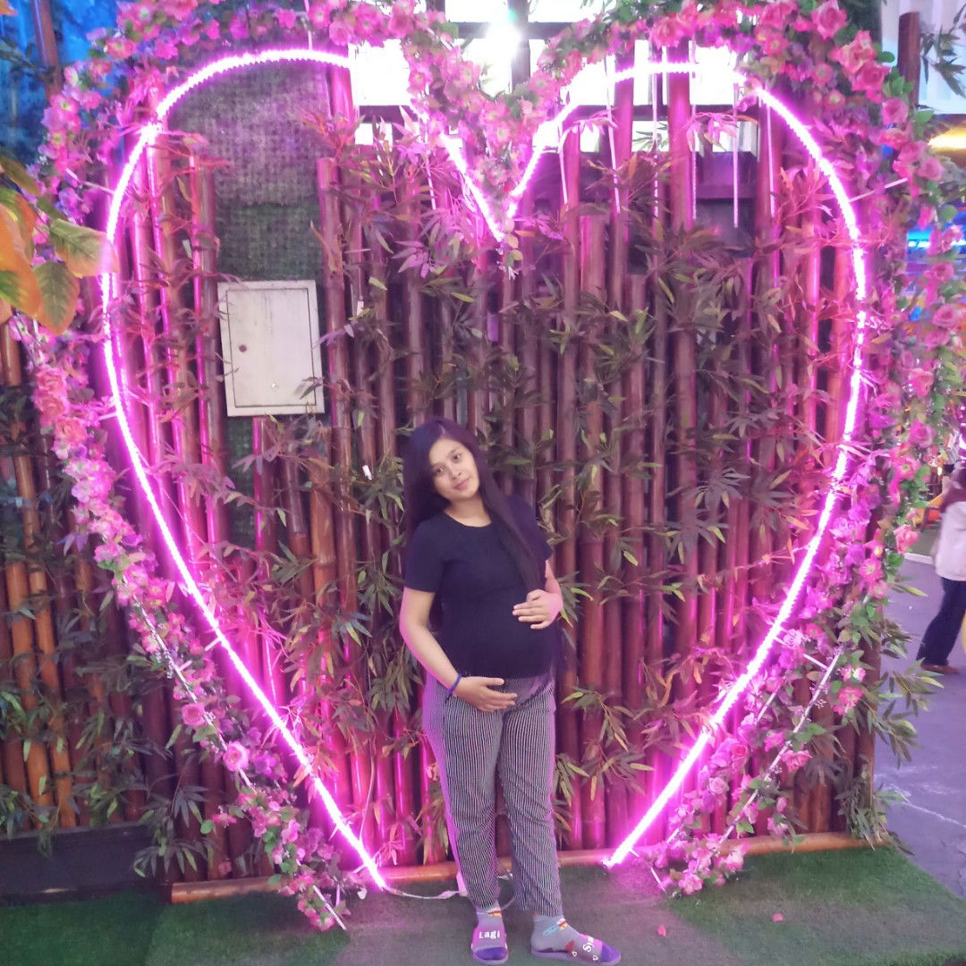 Renie Damayanti profile icon