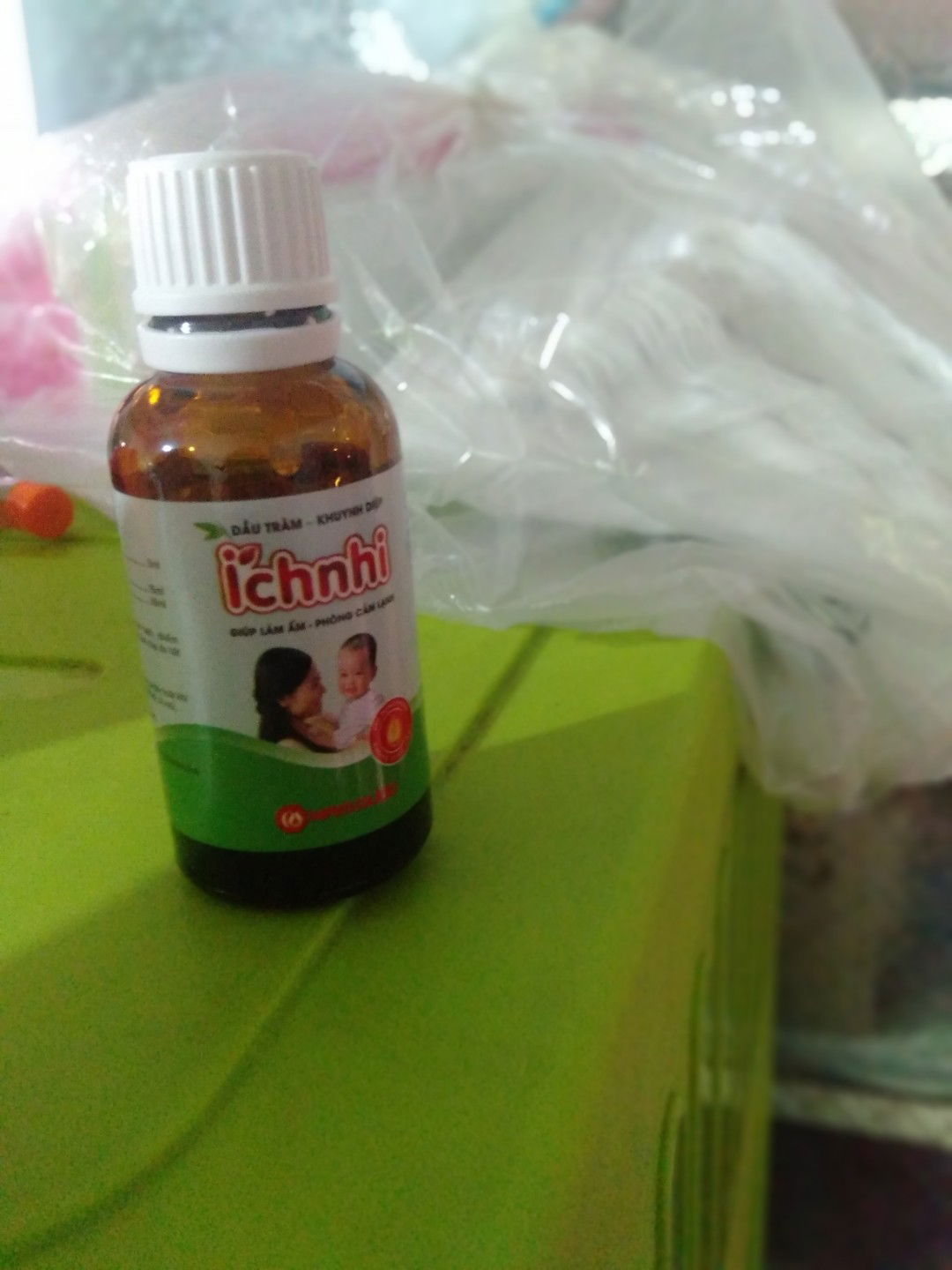 đầu bé có mãng vàng ngày thóp