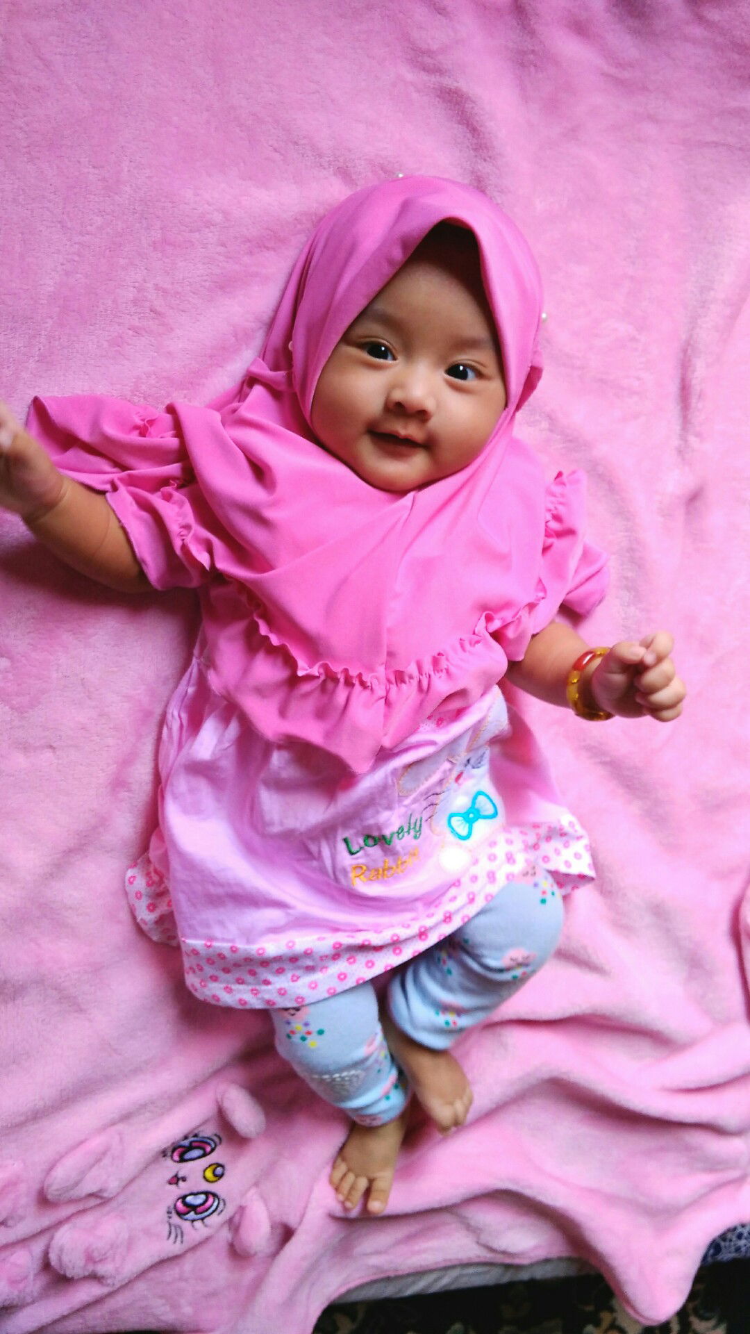 bayi imut