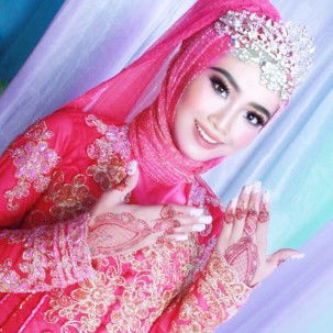 Dwi Rachma Dayanti profile icon