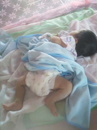 ลูกชอบนอนบิดตัว