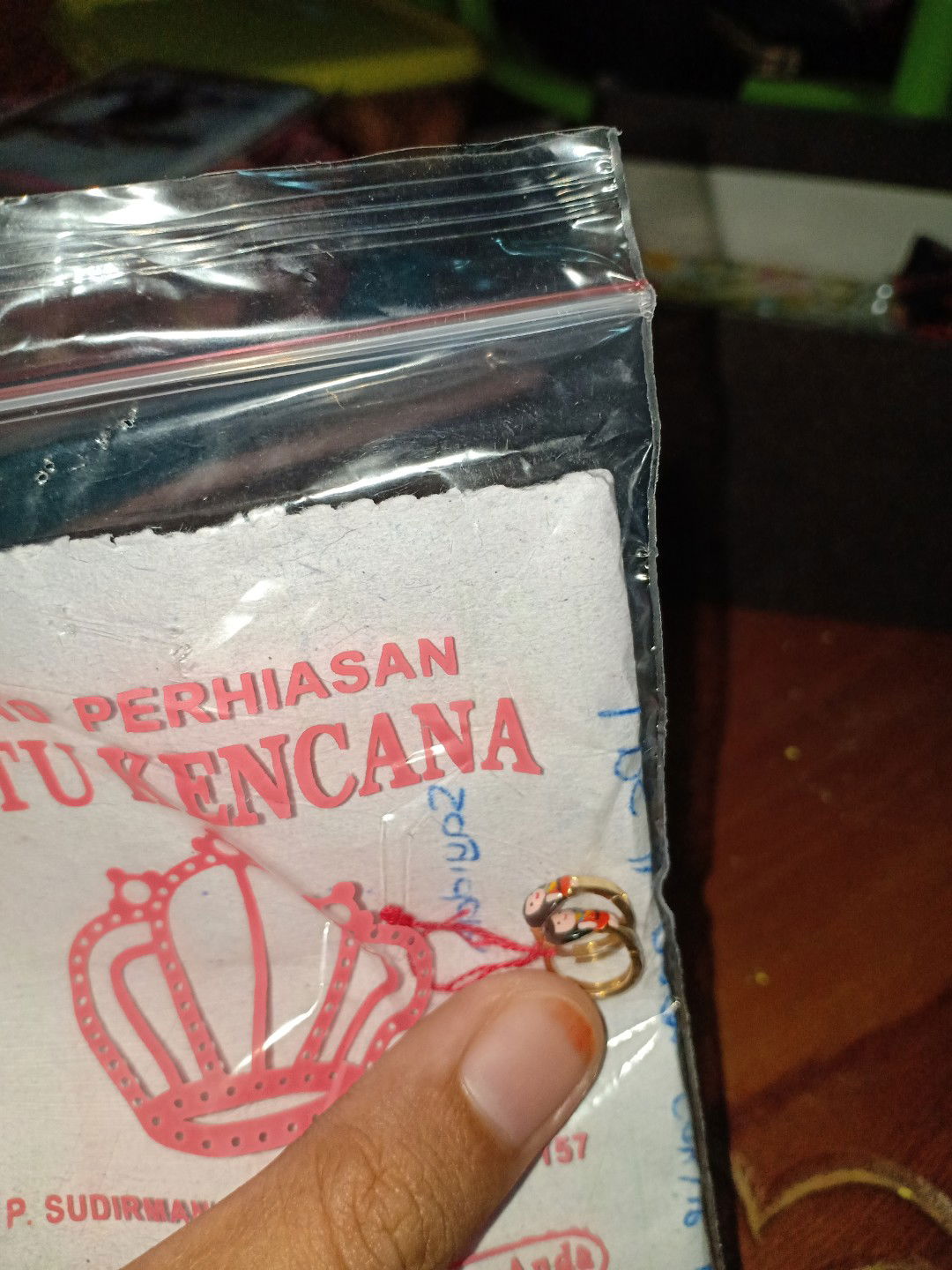 Nunggu dede launching