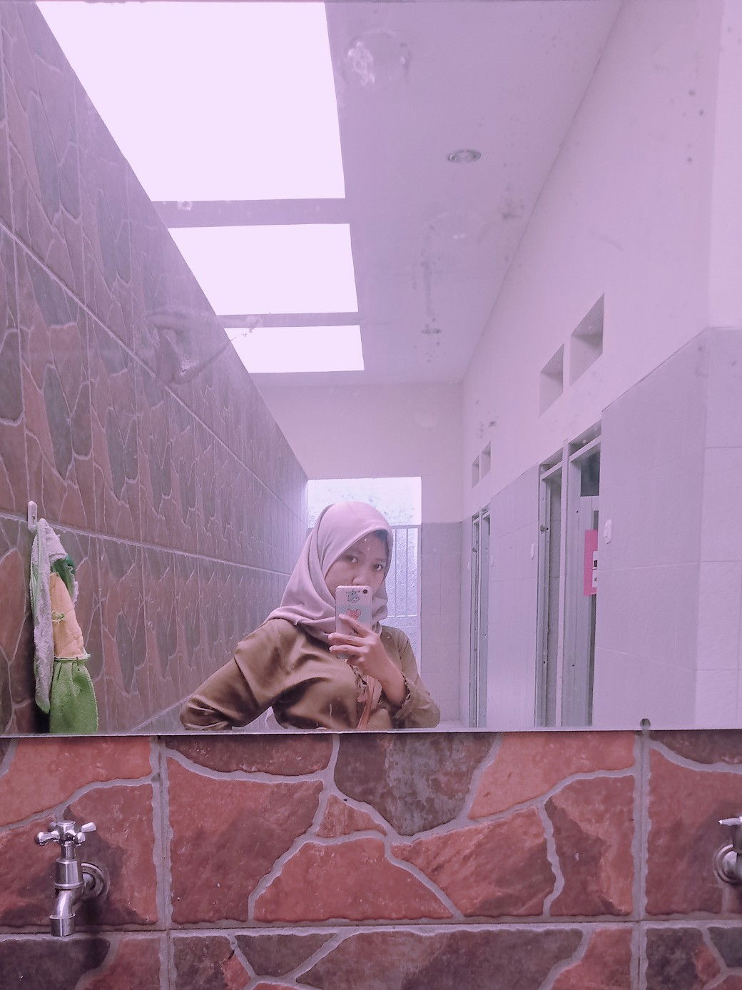 Bella Oktaviyanti profile icon