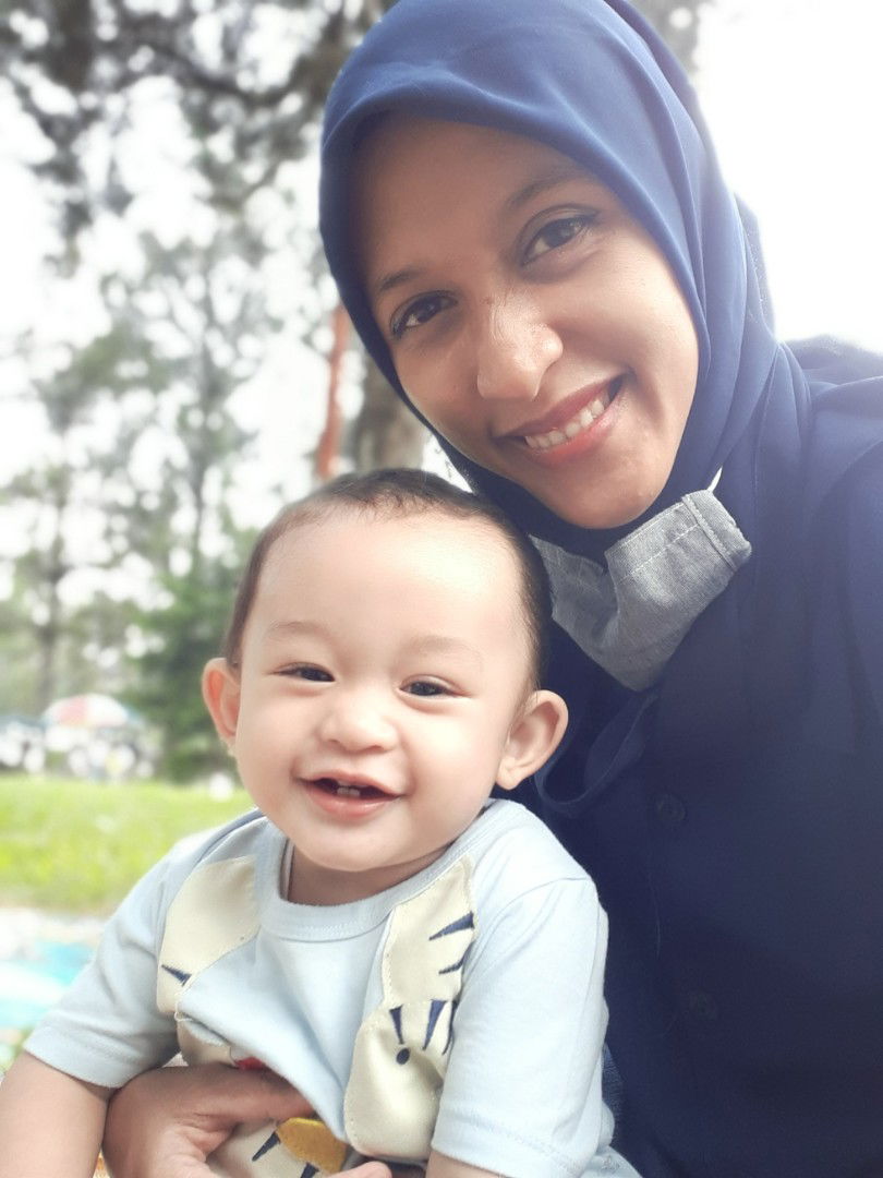 Mega Tresna profile icon