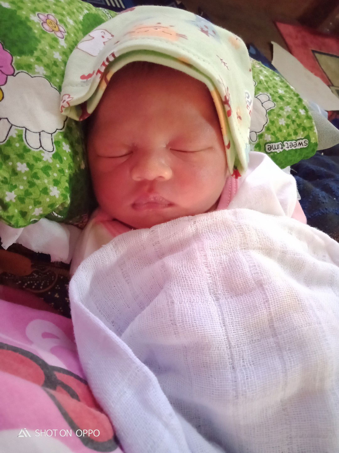Alhamdulillah telah lounching baby girl ku ?