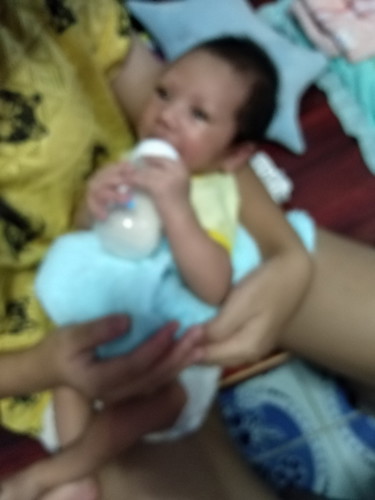 กินนมไม่อิ่มร้องโวยวาย