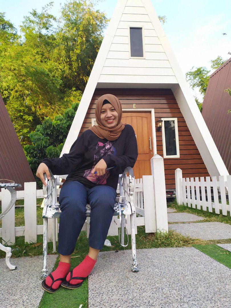 Fitriana profile icon