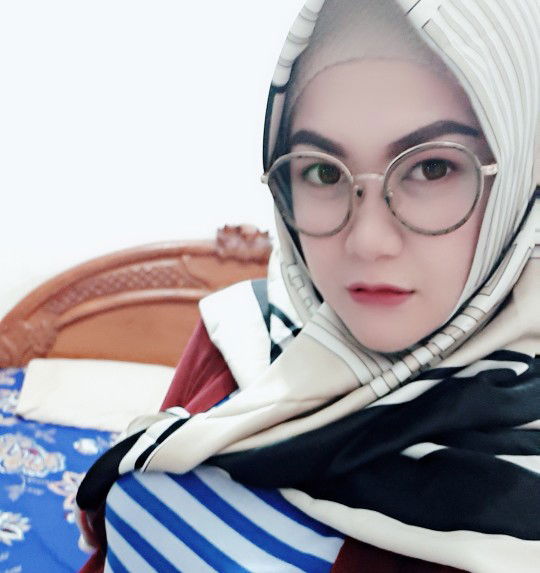 Cece Vivie profile icon