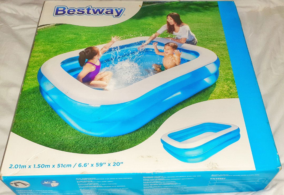 Kolam renang anak bestway besar