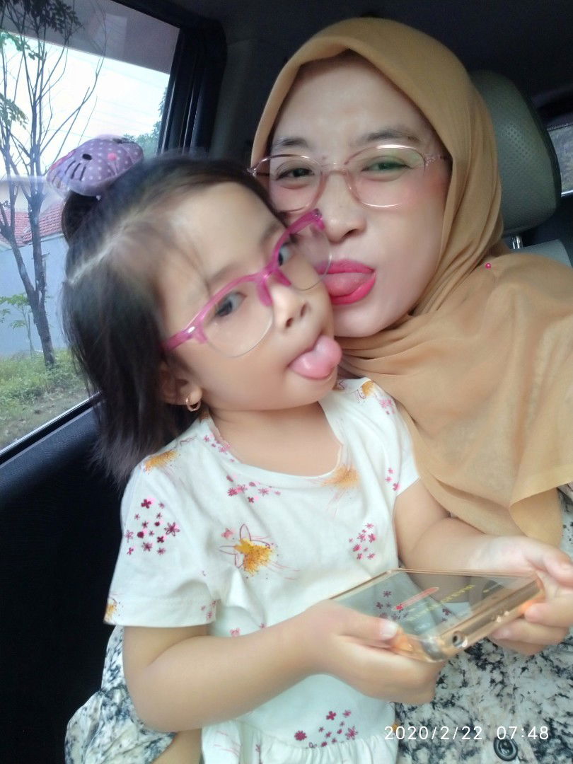 Rully dwi rahayu profile icon