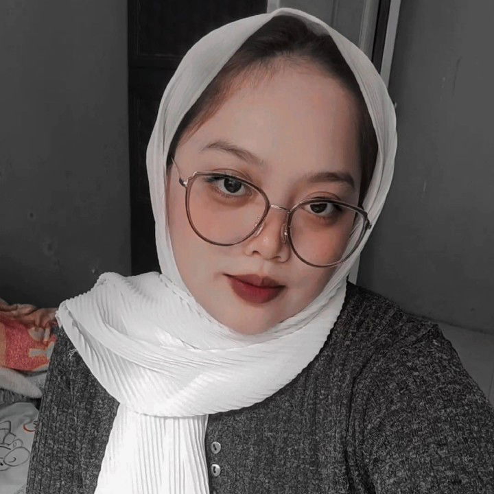 Yusnia Sapriani profile icon